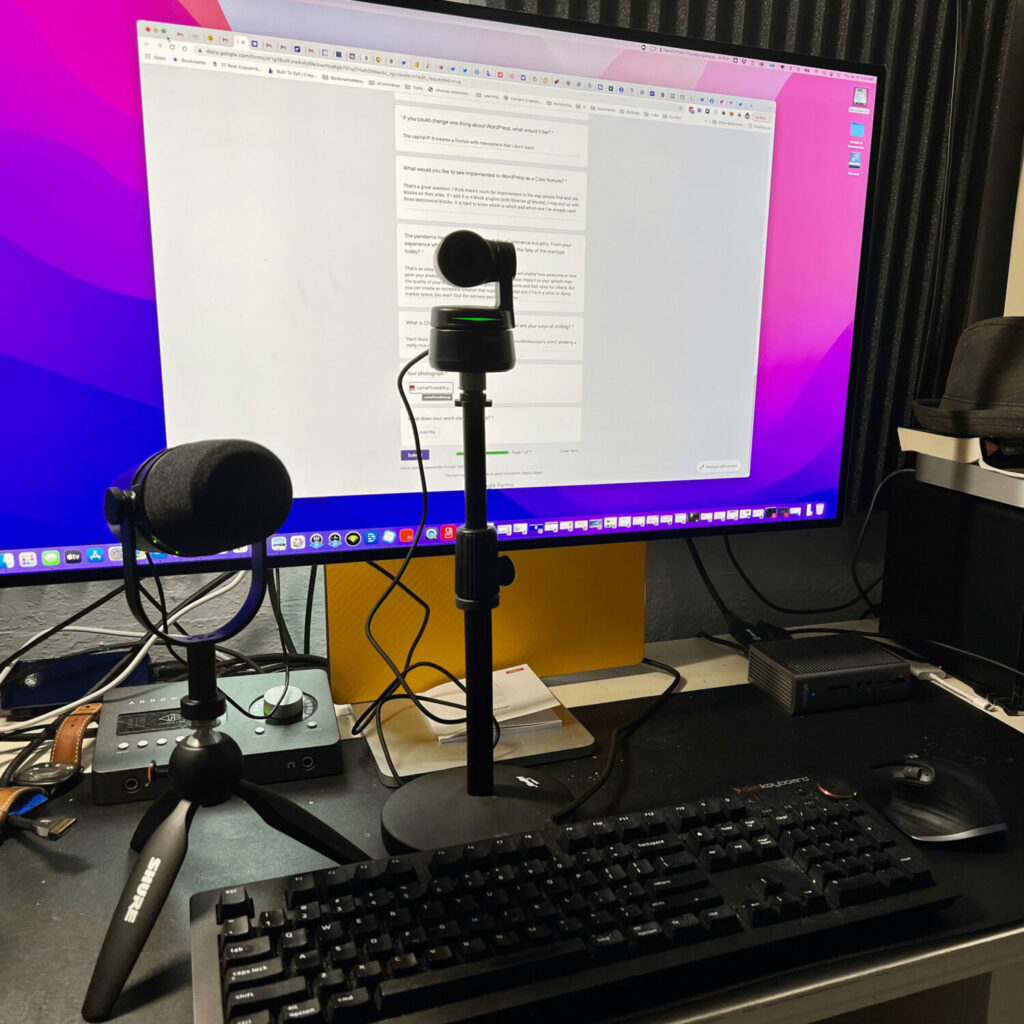 Work station of Chris Lema